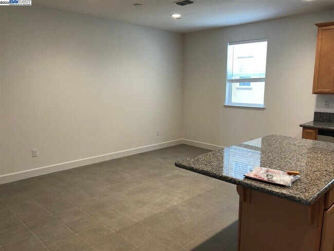 Building Photo - 2728 Ginoso Ct