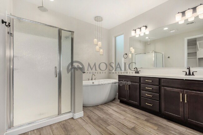 Building Photo - 22956 E Arroyo Verde Dr