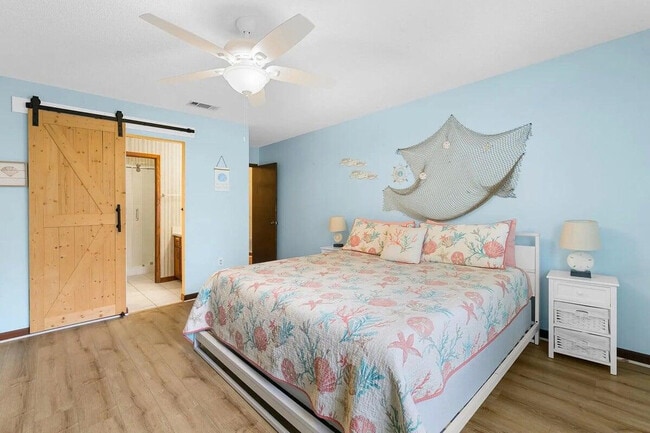 Building Photo - 937 Ridgewood Way