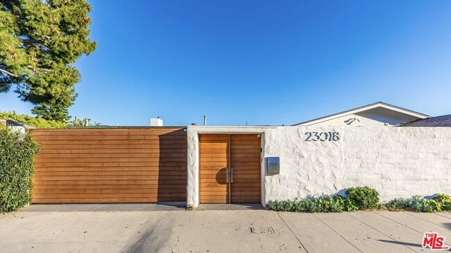 Building Photo - 23018 Pacific Coast Hwy