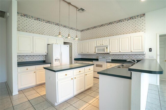 Building Photo - 681 Powder Horn Row