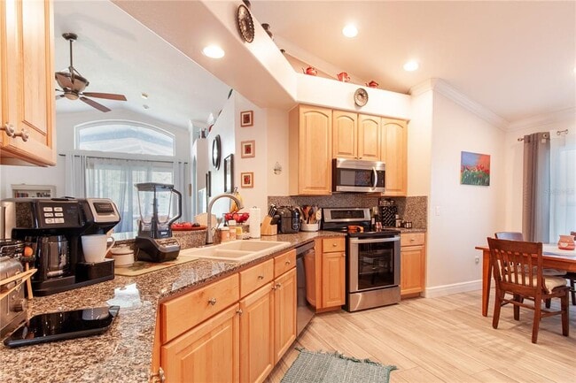 Building Photo - 16204 Nottingham Park Way