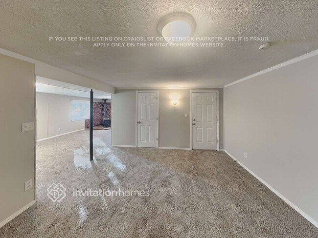 Building Photo - 10110 Depew St