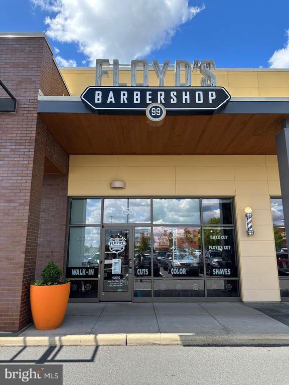 Building Photo - 43395 Briar Creek Terrace