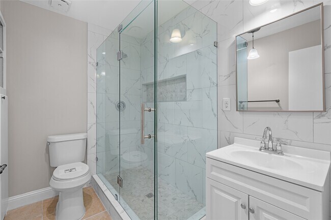 Building Photo - 14535 Misty Meadow Ln