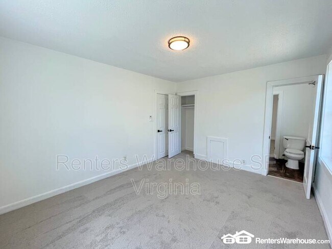 Building Photo - 142 Rogers Ave