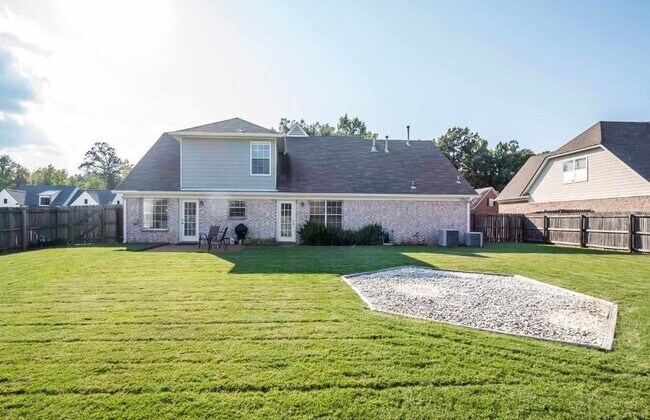 Building Photo - 5068 Welbourne Cove