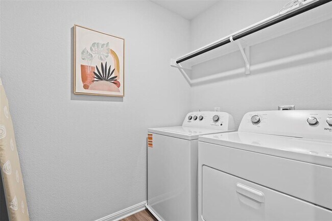 Building Photo - 2425 Amara Levi Ln