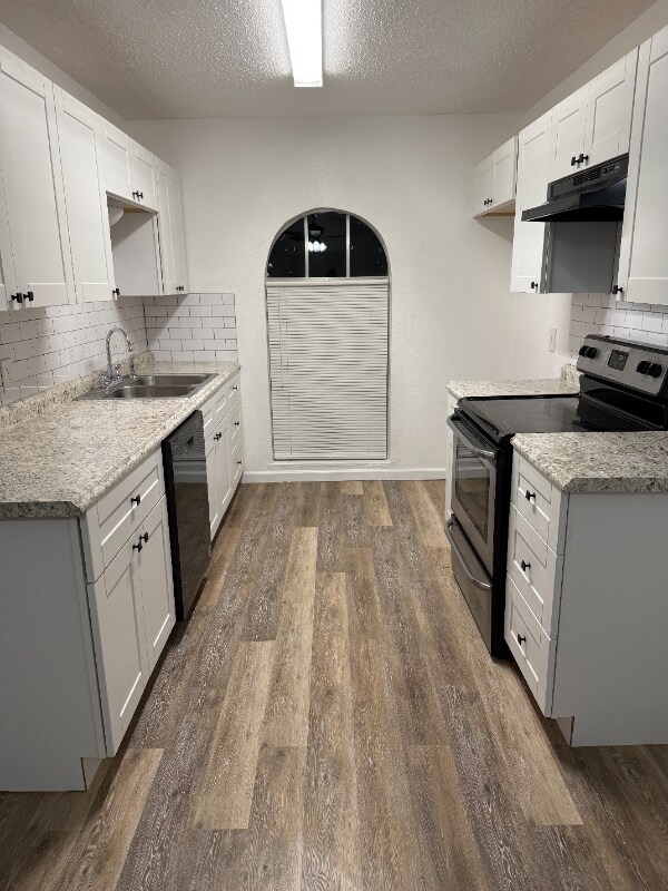 Building Photo - 652 Sue Ann Ln