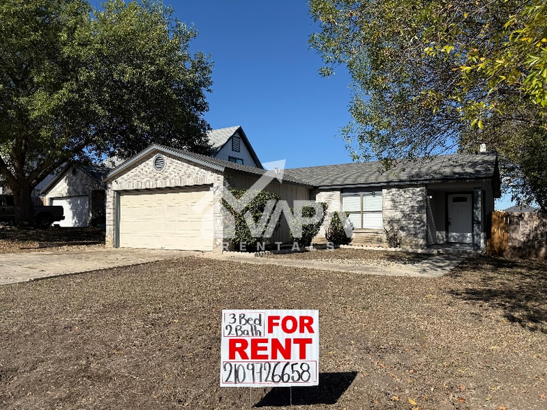 Building Photo - 7915 Oval Meadows