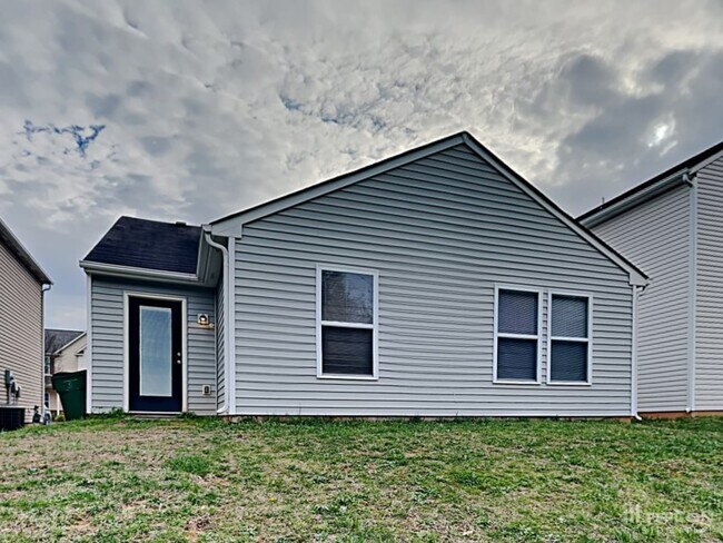 Building Photo - 6231 Salamander Run Ln