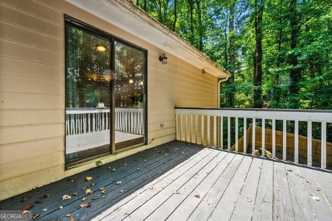 Building Photo - 1131 Hershey Dr