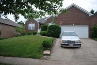 Building Photo - 581 Forest Hill Dr