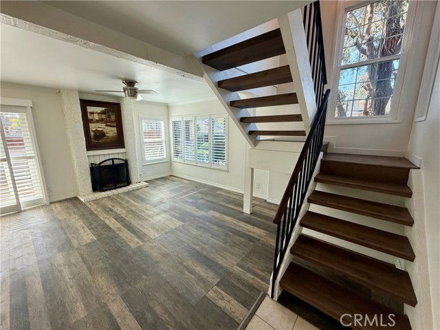 Building Photo - 387 Calle Borrego