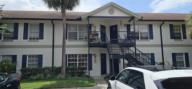 Primary Photo - 3651 N Goldenrod Rd