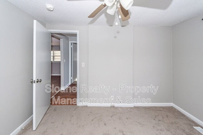 Building Photo - 1520 N Avalon Cir