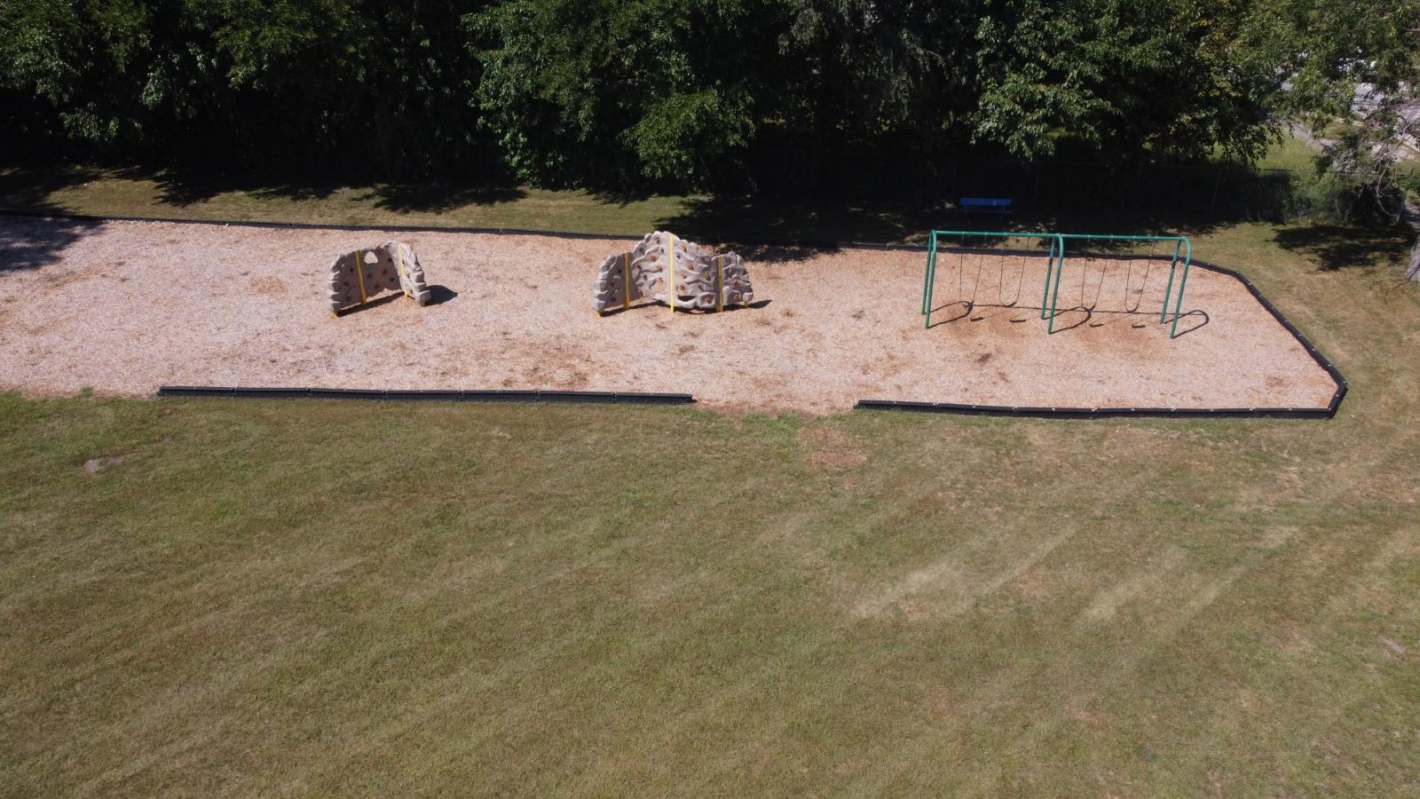 Building Photo - 3021 E 138th Pl