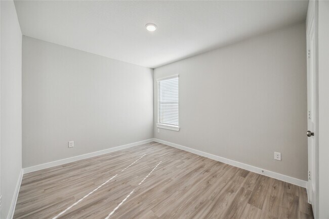 Building Photo - 21655 Wave Holw Dr