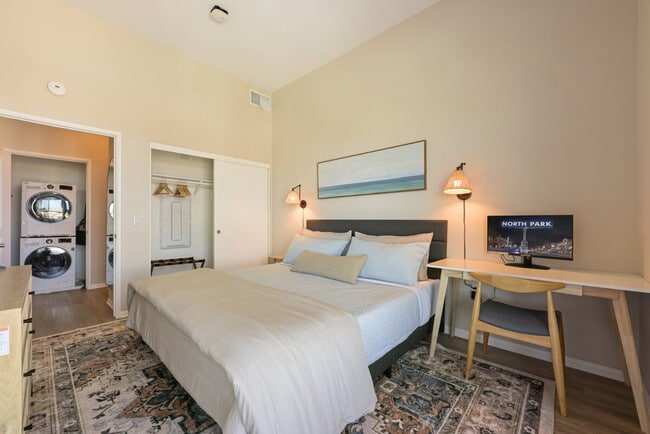 Building Photo - 4355 Ohio St