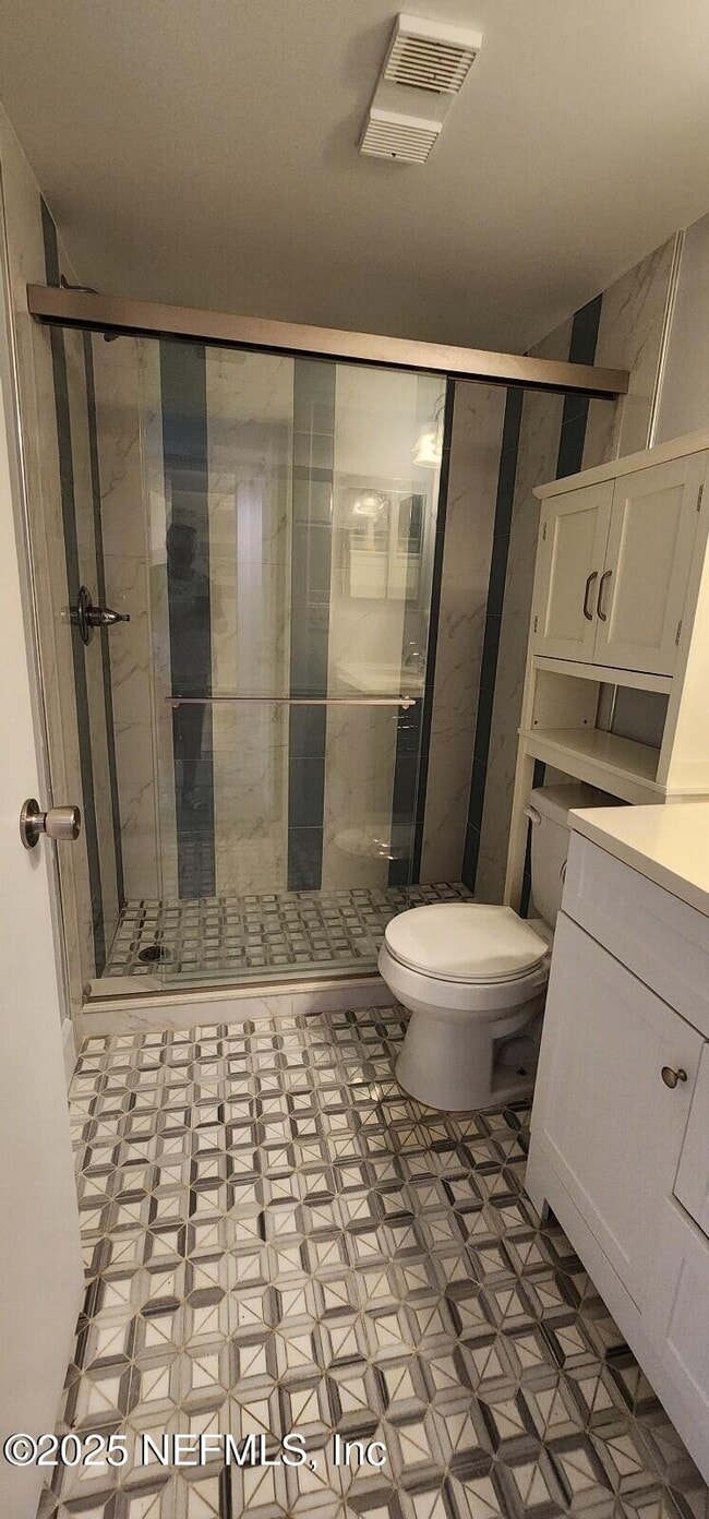 Building Photo - 3 Castania Ct