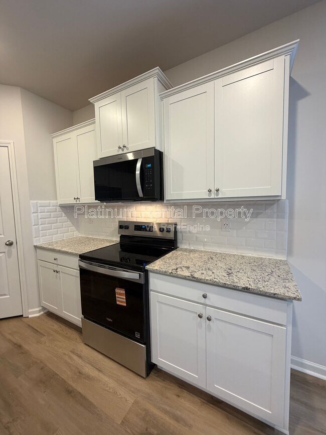 Building Photo - 46 Rustin Rdg