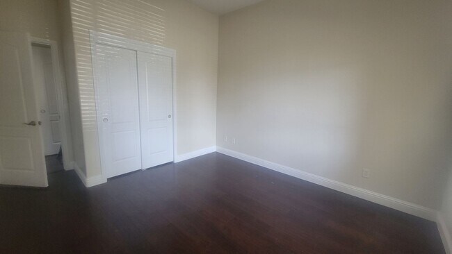 Building Photo - 11226 Vista De Cally Dr