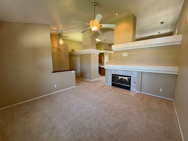 Building Photo - 1523 E Monte Vista Ct