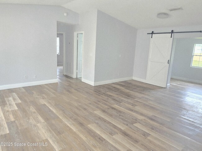 Building Photo - 1219 Meissen Ave NW