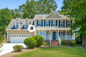 Building Photo - 4 Bedroom Pet-Friendly Home in ANGIER, NC ...
