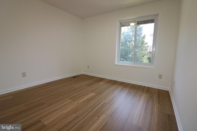 Building Photo - 20404 Shadow Oak Ct