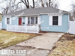 Building Photo - 10601 W 56th Terrace
