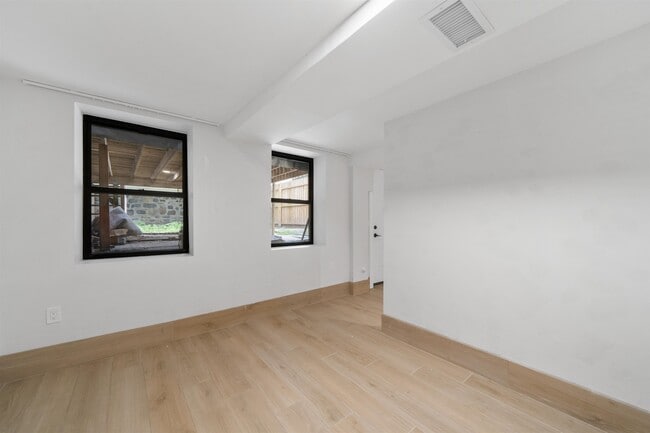Building Photo - 604 Palisade Ave