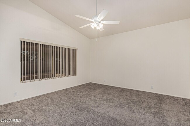 Building Photo - 9069 W Behrend Dr