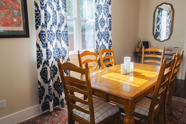 Building Photo - Beautiful 3 bedroom Home for Rent, middle of The Nations with a "4th"/bonus room