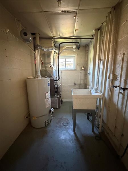 Building Photo - 735 Athalia St