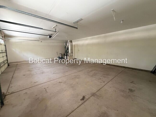 Building Photo - 1362 Branden Ln
