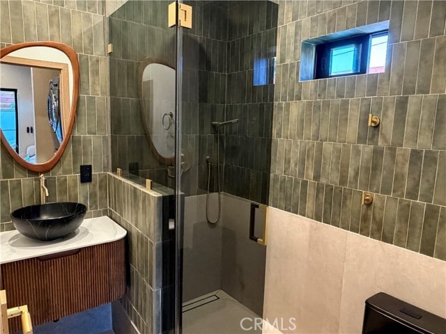 Building Photo - 6632 Fulton Ave