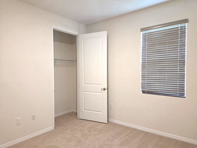 Building Photo - 55+ Gated Community at Palms at Serenoa