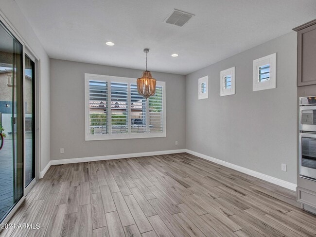 Building Photo - 44529 N Sonoran Arroyo Ln