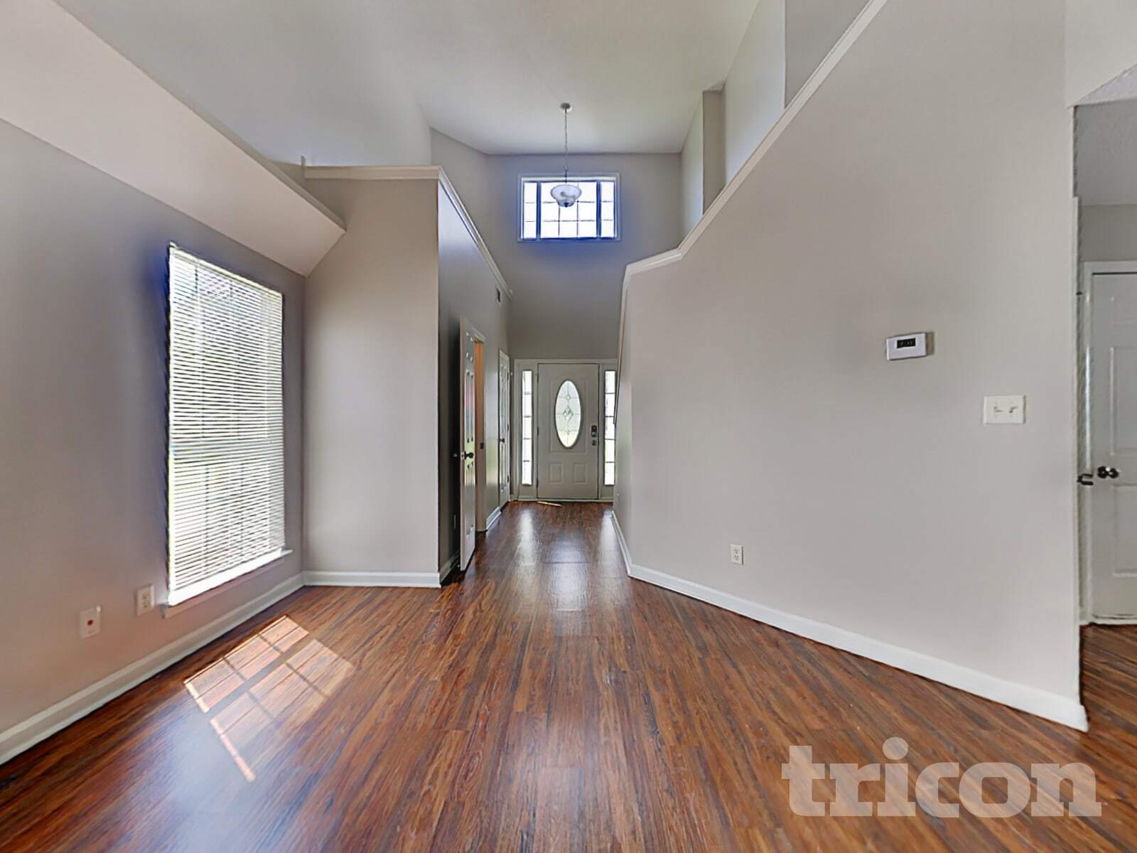 Building Photo - 105 River View Ct