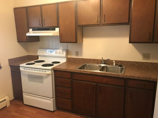 Building Photo - 120 20th St