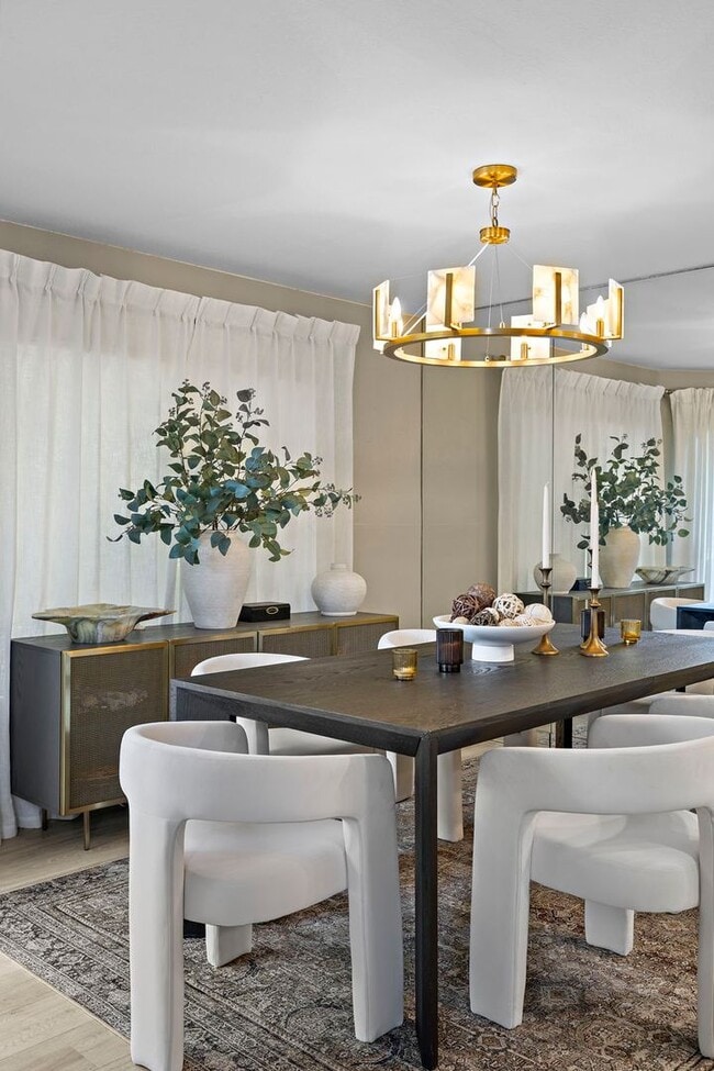 Building Photo - Charming Townhome in Turtle Rock