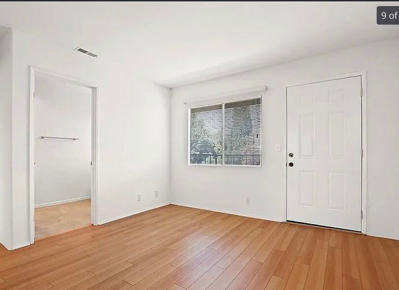 Building Photo - 3937 W 182nd St