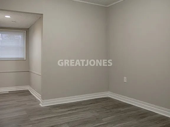 Building Photo - 760 Hopkins Dr