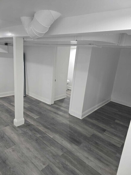 Building Photo - 1935 Jackson Ave