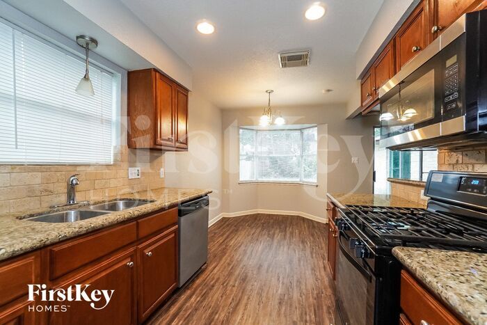 Building Photo - 6914 Leandra Dr