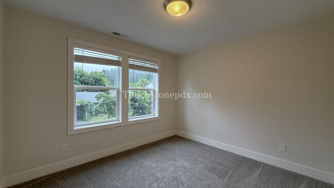 Building Photo - Luxury Meets Nature for this 3 BD | 2.5 BA...