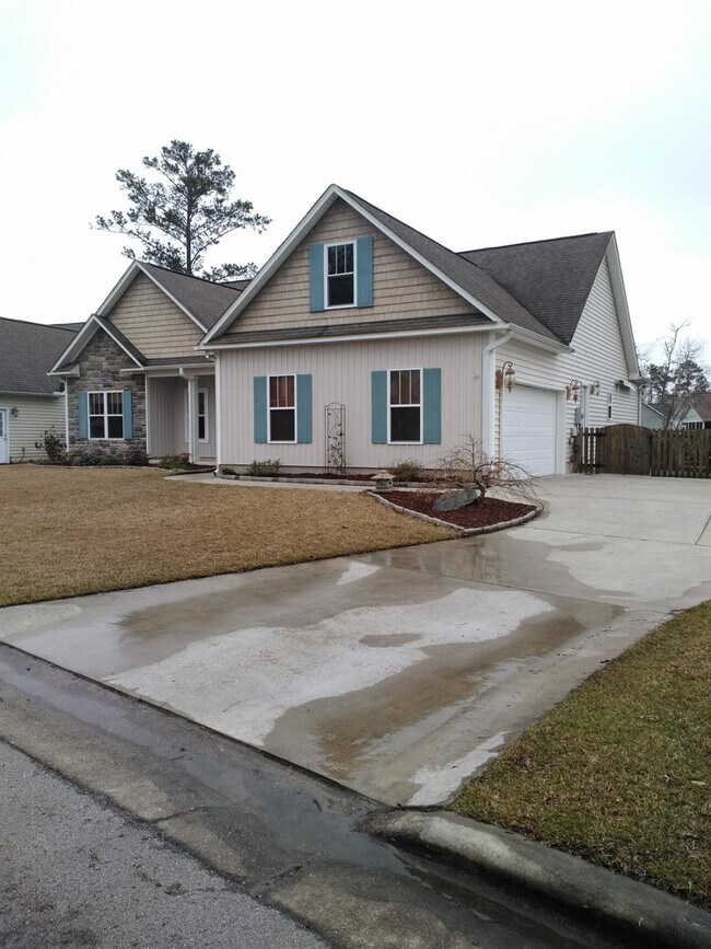 Primary Photo - 3129 John Willis Rd