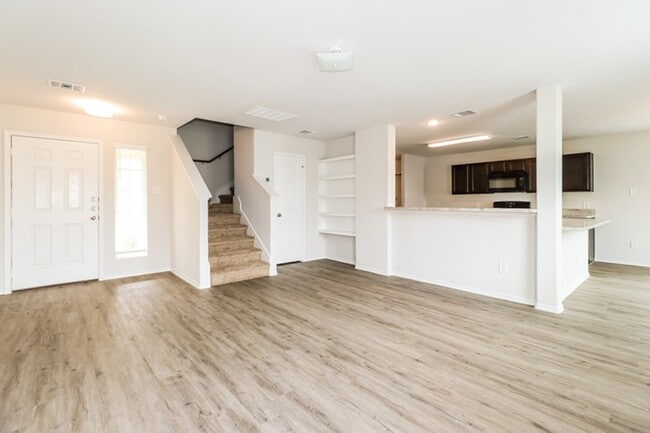 Building Photo - 2763 Atlas Dr