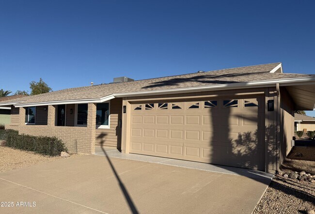 Building Photo - 14801 N Agua Fria Dr